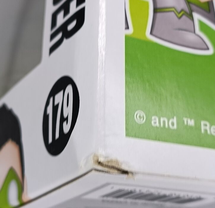 179 Emerald City Crusader - 2017 Con - Box Damaged Funko POP