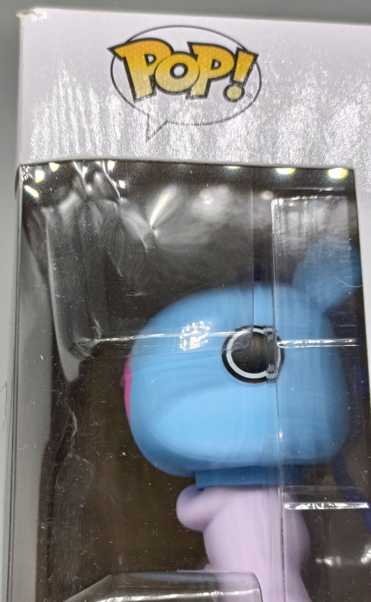 685 Mang - BT21 - Funko POP - Box Damaged