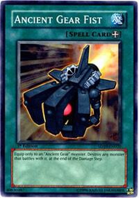 sd10-en020-ancientgearfist