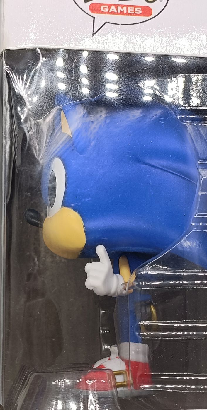283 Sonic with Ring - Glow - Sonic the Hedghog - Box Damaged Funko POP