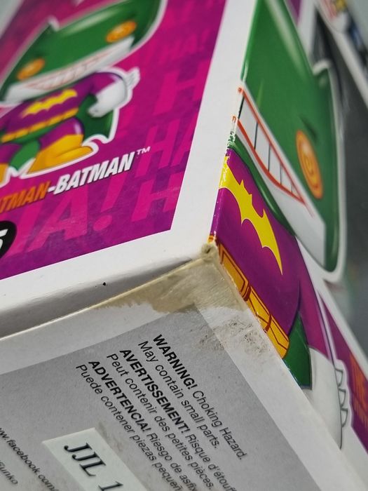 65 The Joker Batman-Batman - DC Super Heroes - Box Damaged Funko POP
