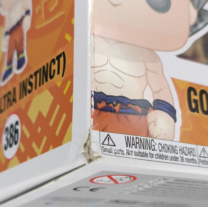 386 Goku (Ultra Instinct) - Dragon Ball Z - Box Damaged Funko POP