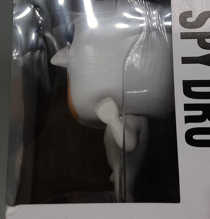 421 Spy Dru - Chase Edition - Despicable Me 3 - Box Damaged Funko POP