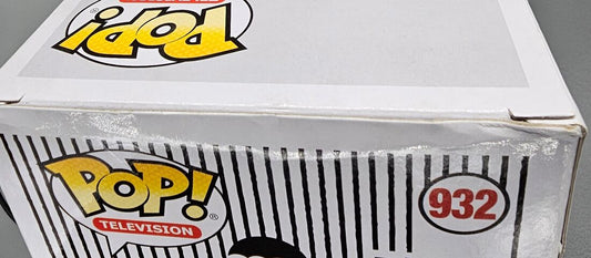932 Number Five - Umbrella Academy - Box Damaged Funko POP
