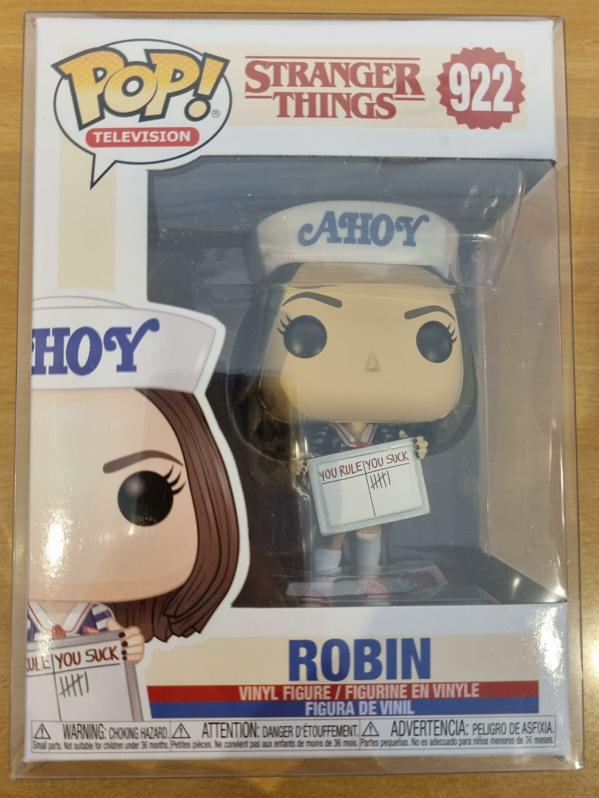 922 Robin - Stranger Things - Scoops Ahoy Funko POP