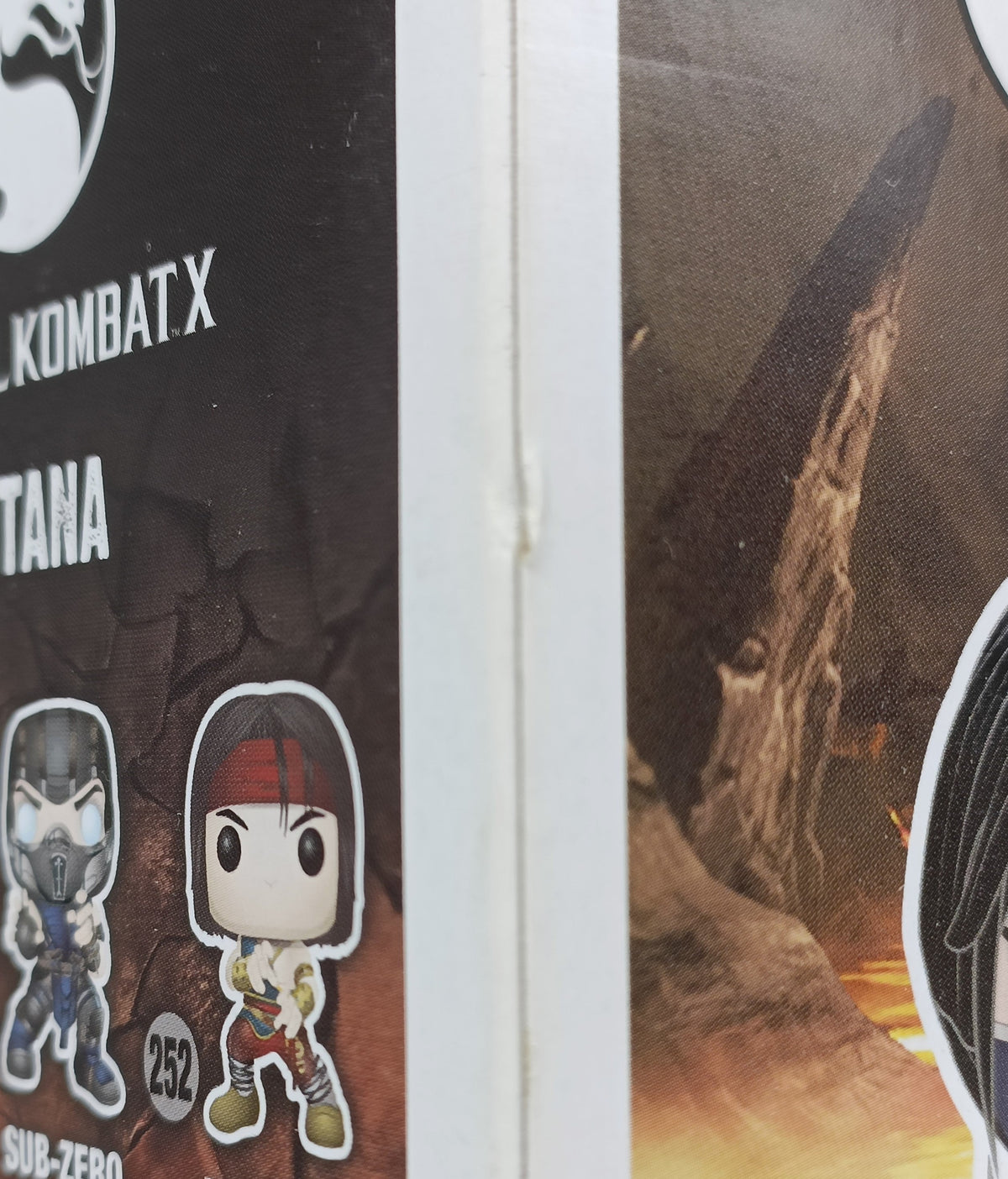 253 Kitana - Mortal Kombat X - Box Damaged Funko POP