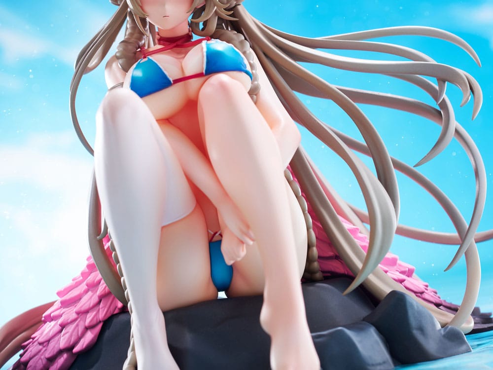 Azur Lane PVC Statue 1/7 Formidable The Lady of the Beach Ver. 16 cm - FanofThings.co.uk