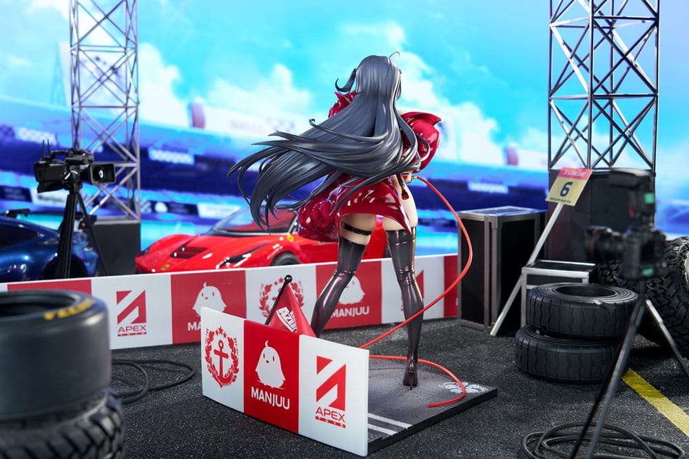 Azur Lane PVC Statue 1/7 Taihou Enraptured Companion Ver. 26 cm