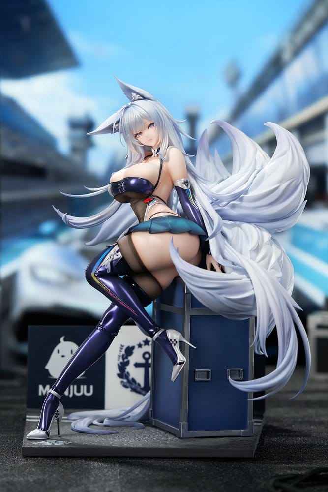 Azur Lane PVC Figure 1/7 Shinano Moonlit Chrome Ver. Acrylic Special Edition w/Display 25 cm