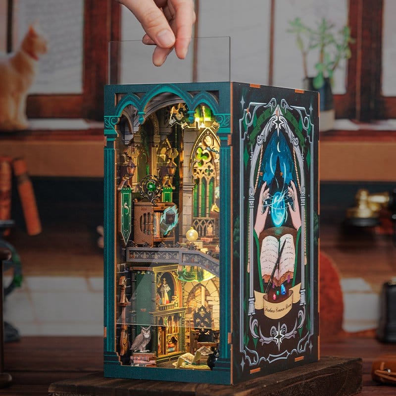 Book Nook Darkness Common Room 23 x 11 cm CuteBee