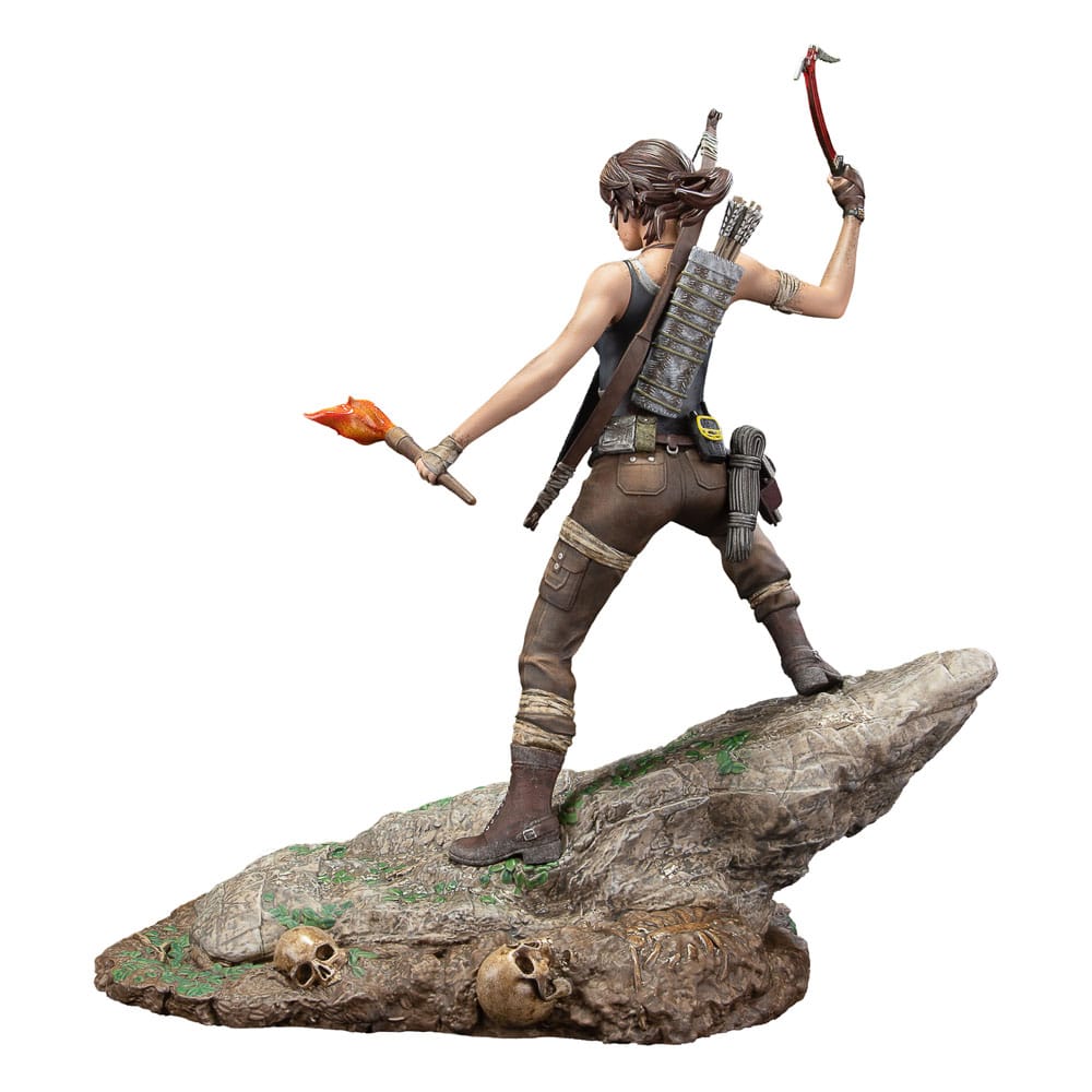 Tomb Raider PVC Statue Lara Croft Survivor Era 33 cm Dark Horse
