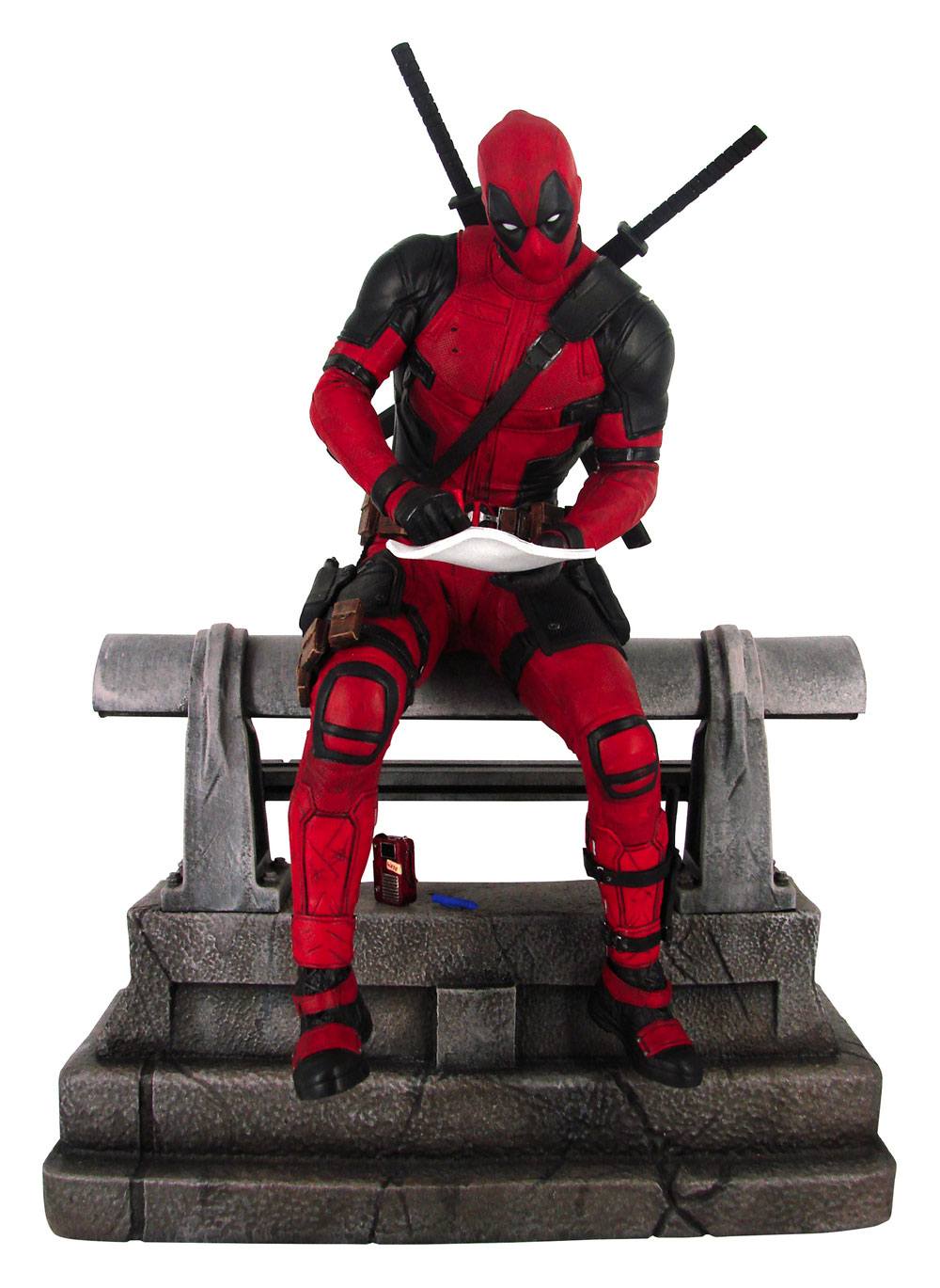 Marvel Movie Premier Collection Statue Deadpool 25 cm Diamond Select