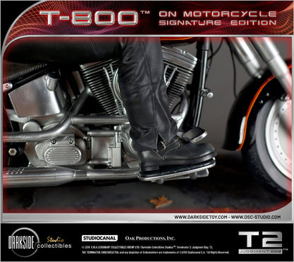Terminator 2 Statue T-800 On Motorcycle Limited Signature Edition 70 cm - FanofThings.co.uk