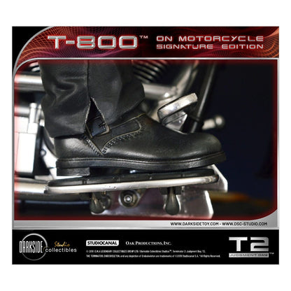 Terminator 2 Statue T-800 On Motorcycle Limited Signature Edition Exclusive 70 cm - FanofThings.co.uk
