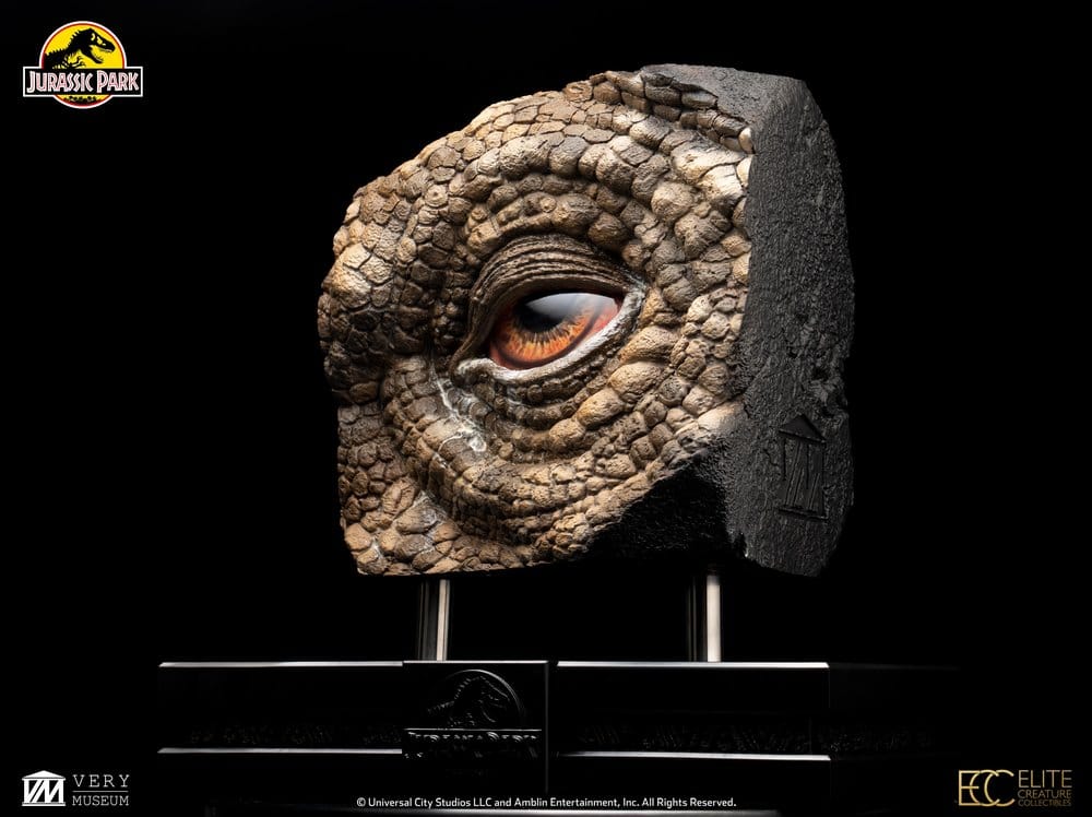 Jurassic Park Statue Triceratops Eye Prop (Reproduction) 35 cm