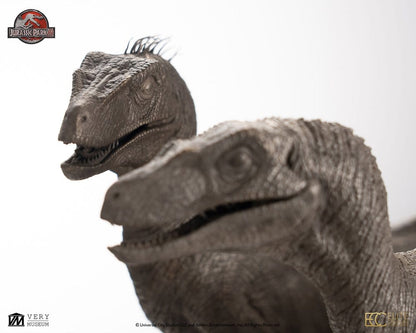 Jurassic Park Statue 1/8 Pair of Velociraptors 30 cm