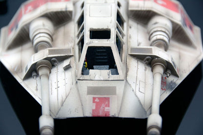 Star Wars Episode V 1/1 Replica Snowspeeder Crew Gift Replicas