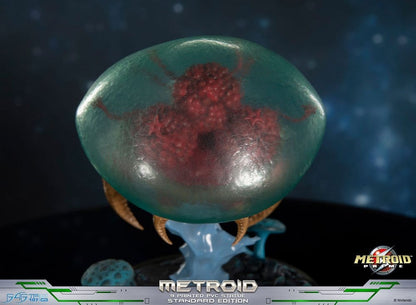 Metroid Prime PVC Figure Metroid (Standard) (Glow in the Dark) 21 cm
