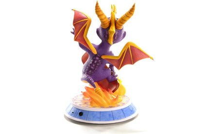 Spyro : Year of the Dragon  PVC Statue Spyro Skateboard 34 cm