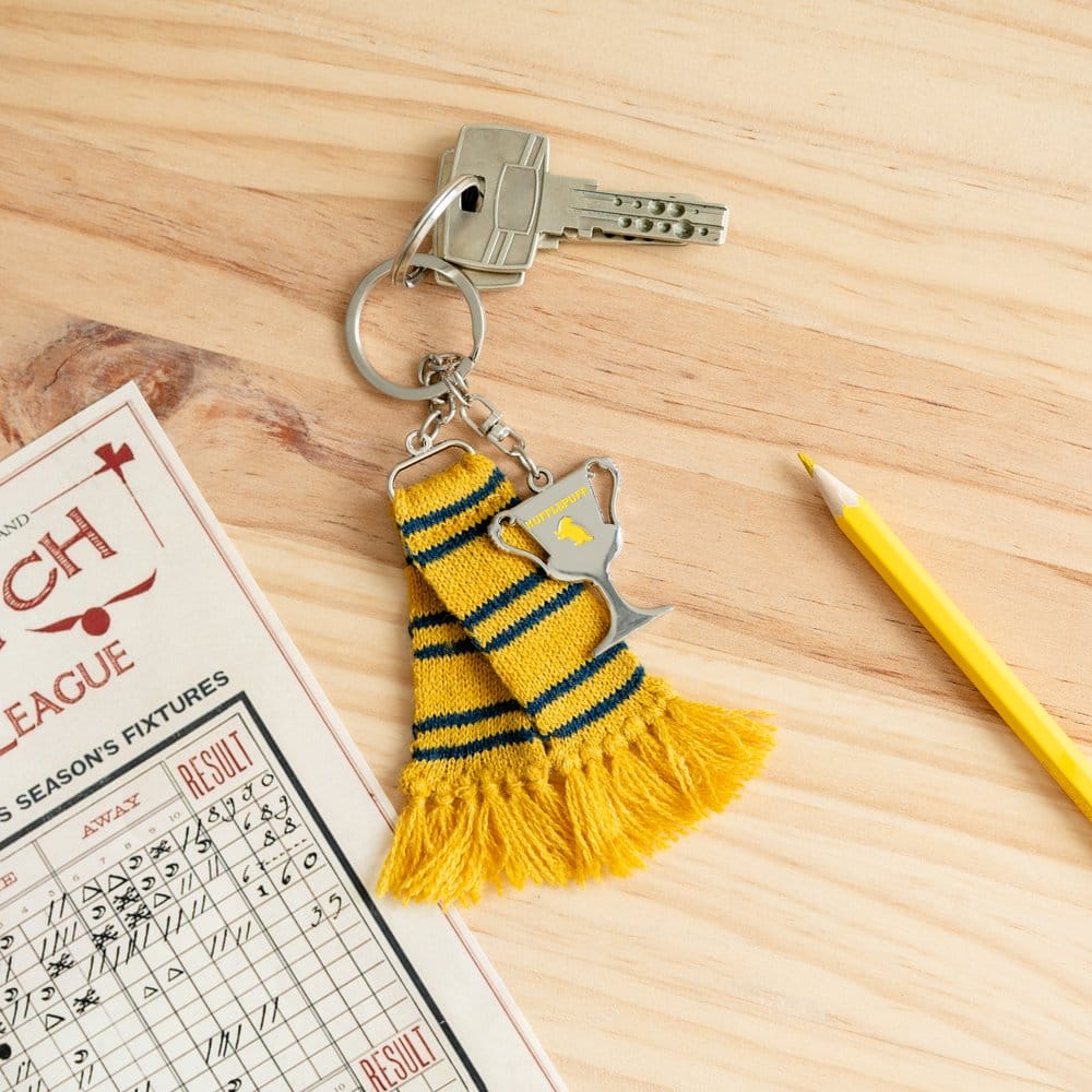 Harry Potter Keyring Hufflepuff Scarf 15 cm Grupo Erik