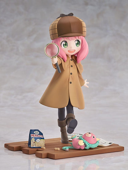 Spy x Family PVC Statue 1/7 Anya Forger: Detective Ver. 17 cm