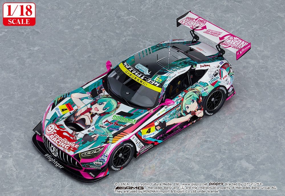 Hatsune Miku GT Project Vehicle 1/18 Good Smile Hatsune Miku AMG 2020 SUPER GT Okayama Test Ver. 26 cm