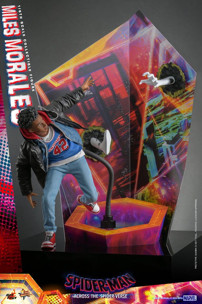 Spider-Man: Across the Spider-Verse Movie Masterpiece Action Figure 1/6 Miles Morales 29 cm Action figures