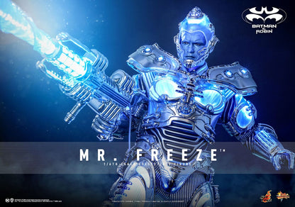 Batman & Robin Movie Masterpiece Action Figure 1/6 Mr. Freeze 33 cm