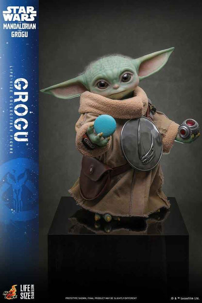 Star Wars: The Mandalorian & Grogu Life-Size Figure Grogu 38 cm