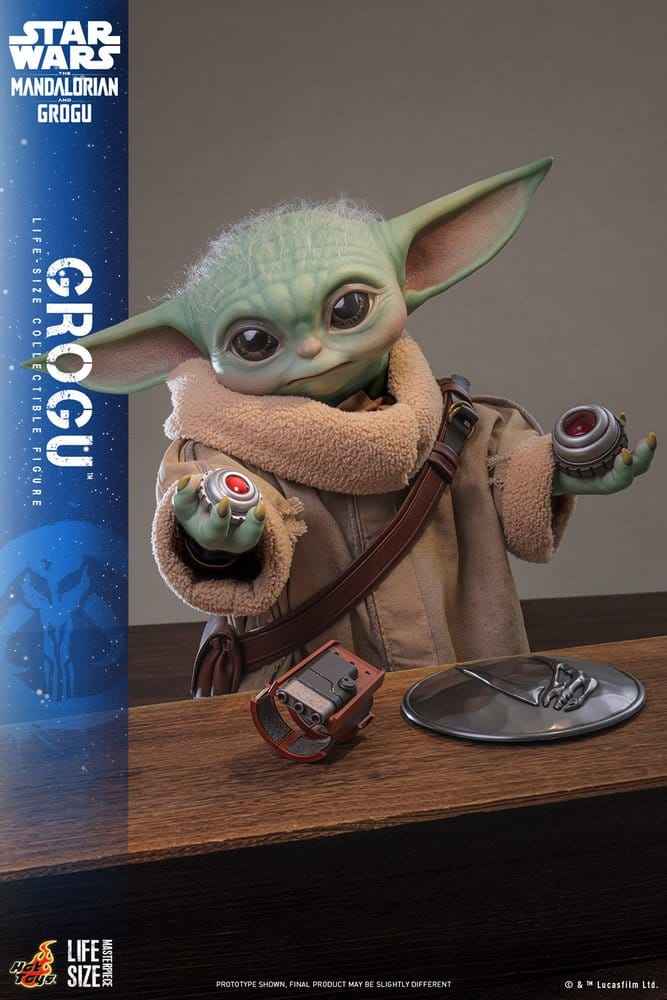 Star Wars: The Mandalorian & Grogu Life-Size Figure Grogu 38 cm