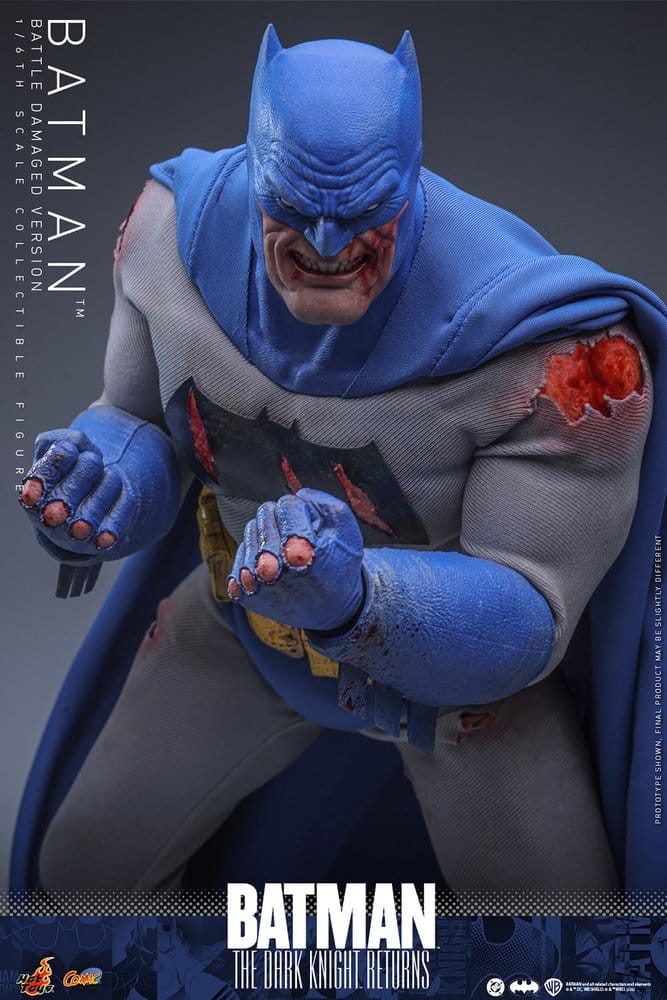 Batman: The Dark Knight Returns Comic Masterpiece Action Figure 1/6 Batman (Battle Damaged Version) 32 cm Hot Toys