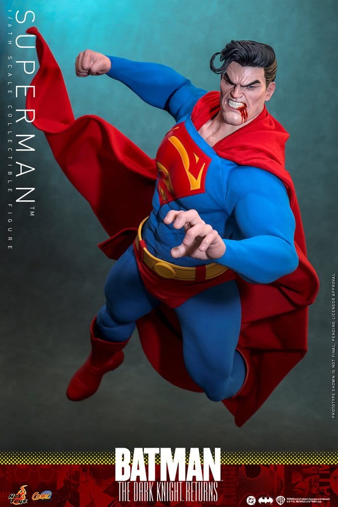 Batman: The Dark Knight Returns Comic Masterpiece Action Figure 1/6 Superman 34 cm Hot Toys