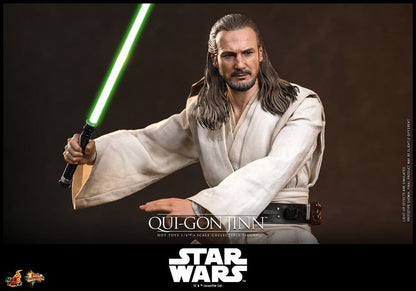 Star Wars: The Phantom Menace Movie Masterpiece Action Figure 1/6 Qui-Gon Jinn (Artisan Edition) Hot Toys Exclusive 32 cm