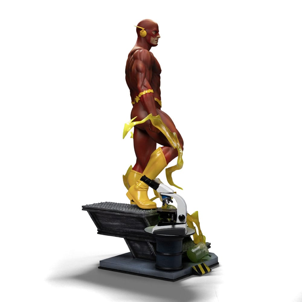 DC Comics Legacy Replica Statue 1/4 Flash 54 cm Iron Studios