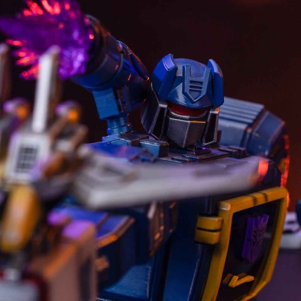 Transformers Demi Scale Statue 1/20 Soundwave 29 cm