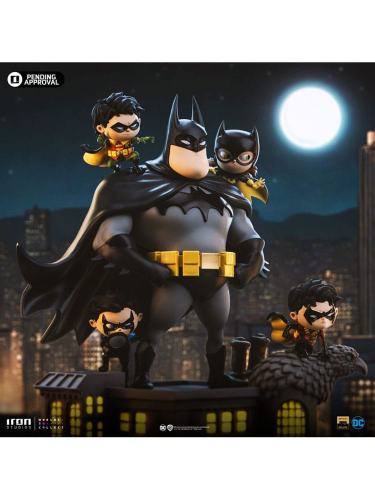 Batman Animated icons PVC Figure Batman Family 18 cm Iron Studios
