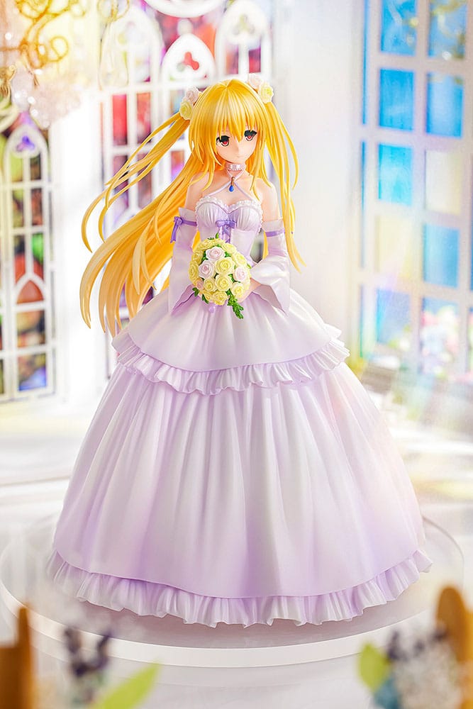 To Love-Ru Darkness PVC Statue 1/7 Golden Darkness Wedding Dress Ver. 23 cm Statues