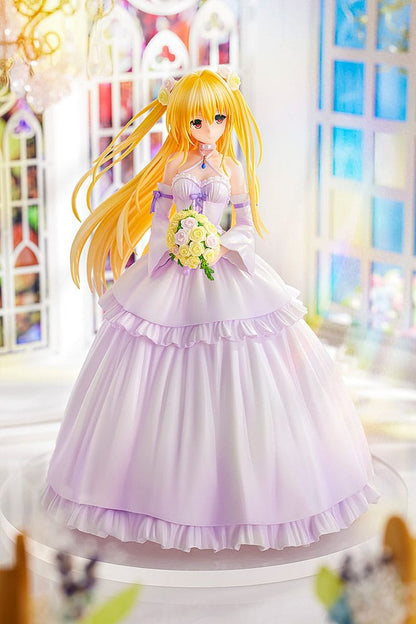 To Love-Ru Darkness PVC Statue 1/7 Golden Darkness Wedding Dress Ver. 23 cm Statues