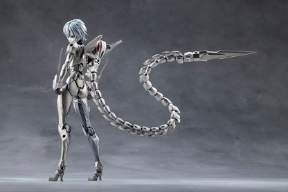 Megalomaria Unlimited Universe Plastic Model Wreckage Hunter 25 cm