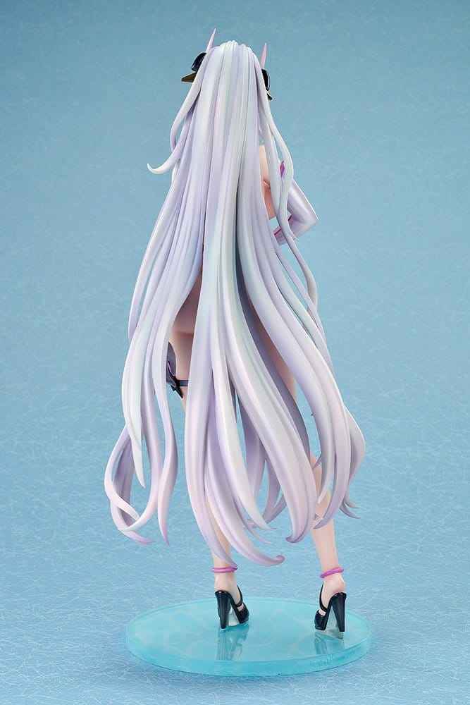 Azur Lane PVC Figure 1/6 Kearsarge Nightpool 28 cm