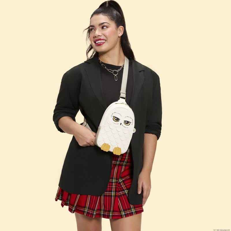 Harry Potter by Loungefly Sling Bag Hedwig
