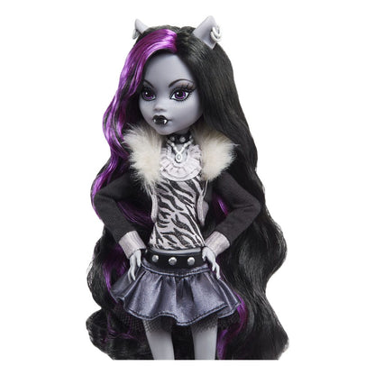 Monster High Reel Drama Doll Clawdeen Wolf in Black And White - FanofThings.co.uk