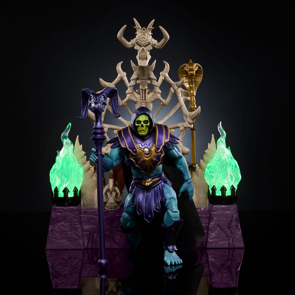 Masters of the Universe: New Eternia Masterverse Action Figure Skeletor & Throne 18 cm - FanofThings.co.uk