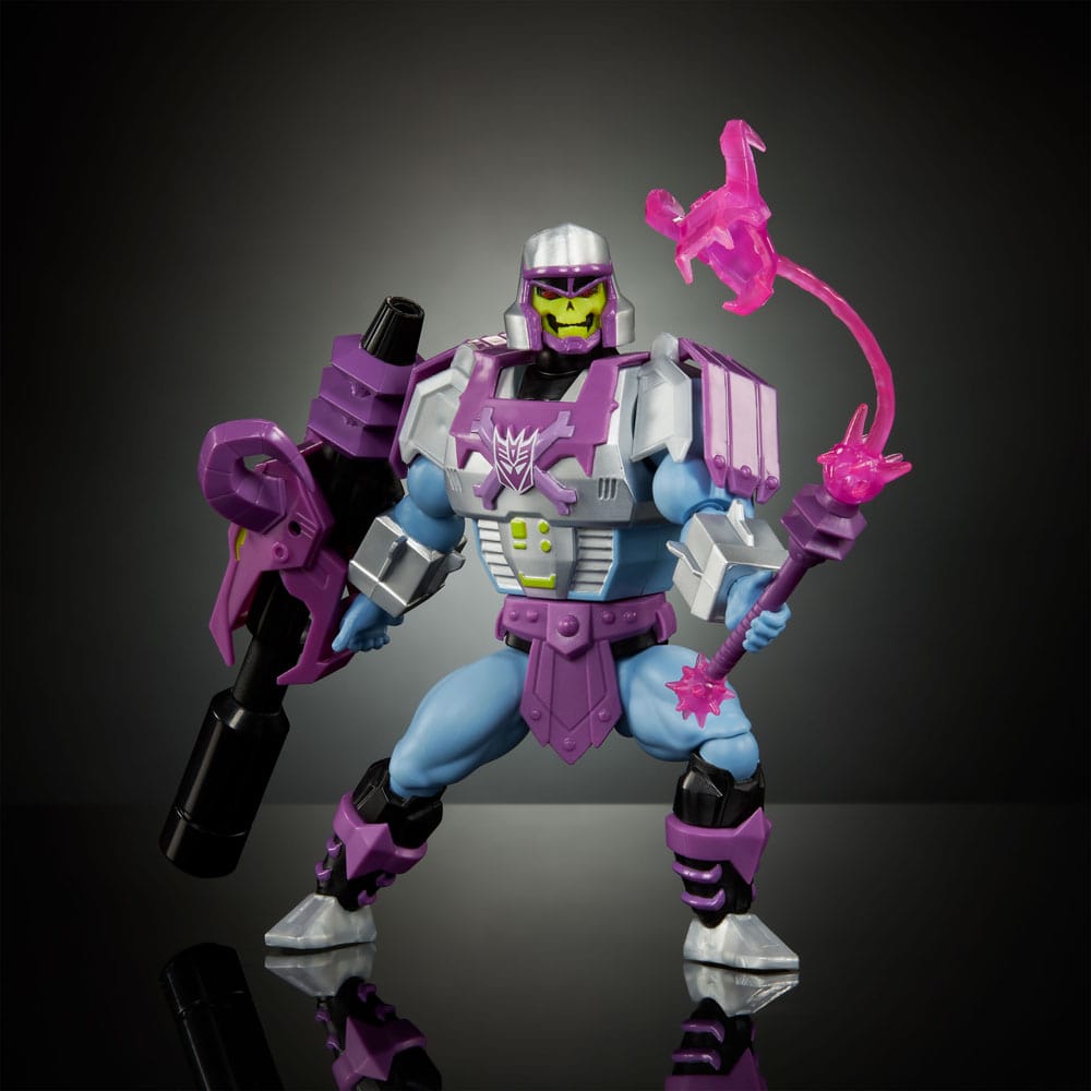 Masters of the Universe x Transformers Action Figure Megatron Armor Skeletor heo European Exclusive 14 cm - FanofThings.co.uk
