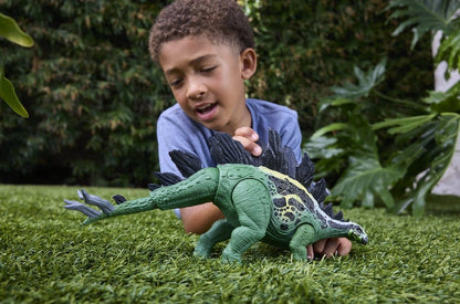 Jurassic World: Survival Action Figure Gigantic Thrashers Stegosaurus Mattel