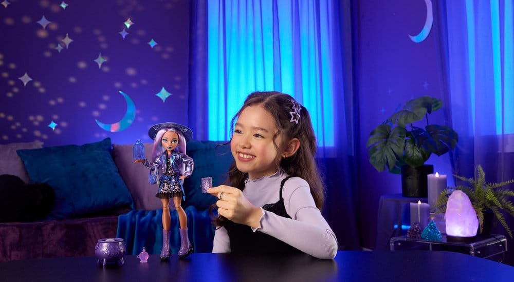 Monster High Moonspell Magic Doll Layla Stone