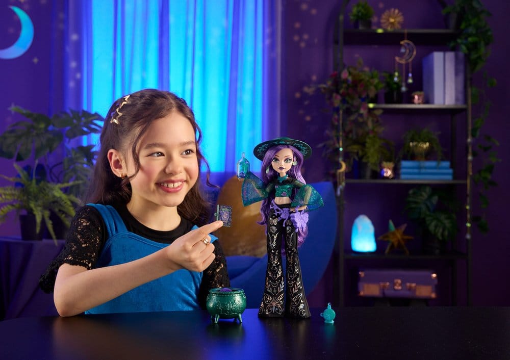 Monster High Moonspell Magic Doll Willow Thorne