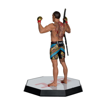 UFC Posed PVC Statue Alex Pereira 18 cm