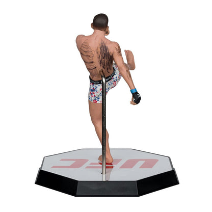 UFC Posed PVC Statue Max Holloway 18 cm Statues