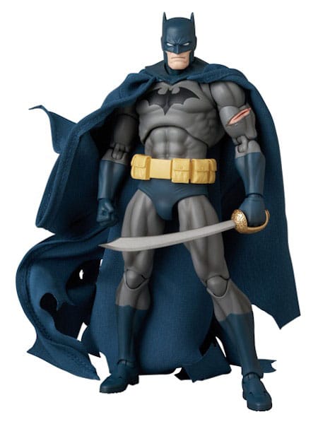DC Comics MAFEX Action Figure Batman Damage Ver. (Batman: Hush Ver.) 16 cm Medicom
